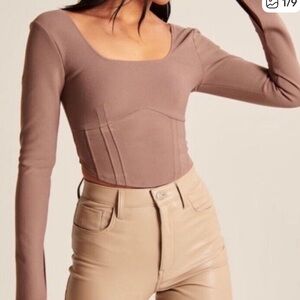 ABERCROMBIE & FITCH Corset Scoop neck structured top